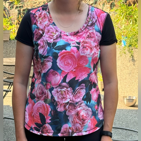 Lululemon Lightened Up Short Sleeve - Picture 3 of 4